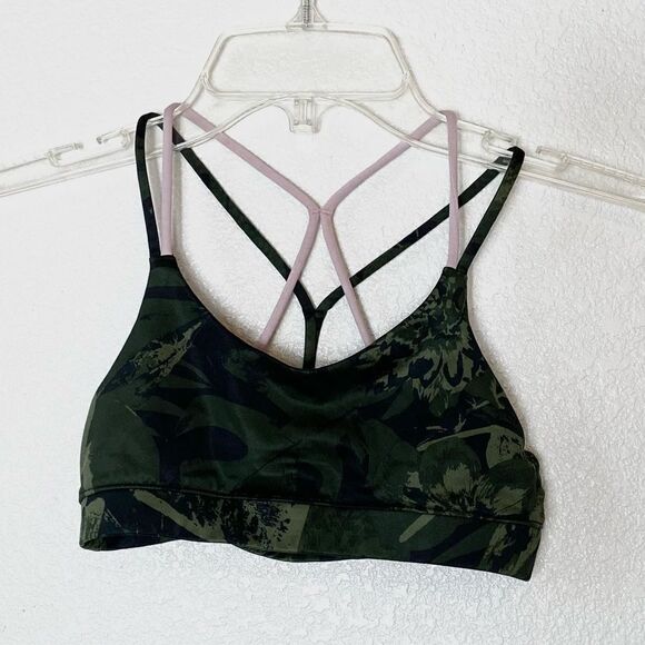 Old Navy Active Go Dry Green Leaf Pattern Camo Strappy Sportsbra - Picture 1 of 4